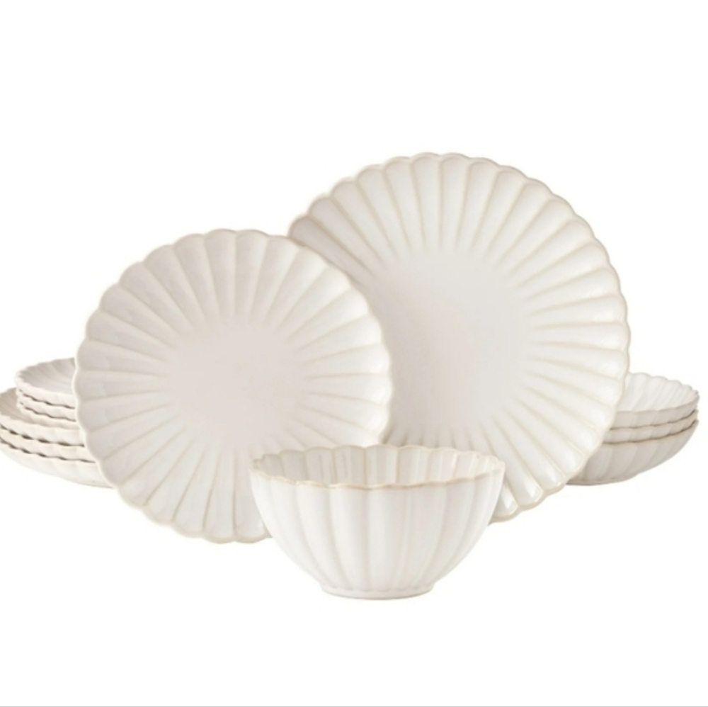 💕 2025 The Pioneer Woman Colette Cream Dinnerware Set with Scalloped Edges